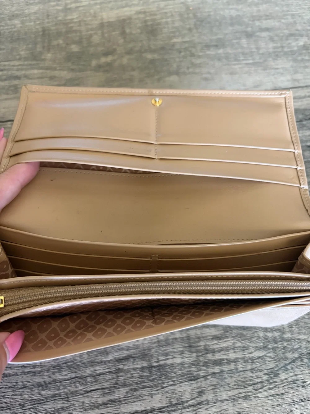 Long champ Leather Clutch Wallet with Gold Horse Emblem - Blush